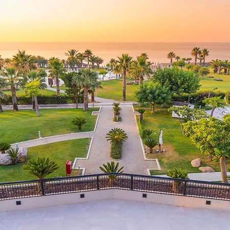 Grand Palladium Sicilia & Θέρετρο 5*