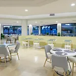 Grand Palladium Sicilia & 호텔 캄포펠리체 디 로첼라
