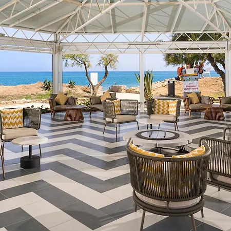 度假村 Grand Palladium Sicilia & 坎波菲利斯·迪·罗切