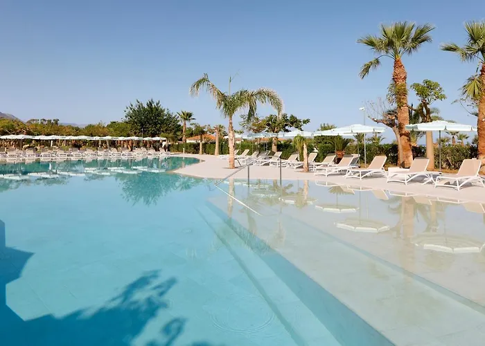 Resort Grand Palladium Sicilia & Campofelice Di Roccella