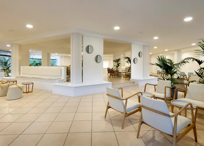 Resort Grand Palladium Sicilia & 5*