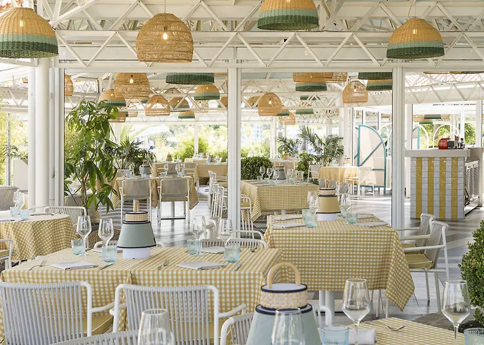 Grand Palladium Sicilia & Campofelice Di Roccella