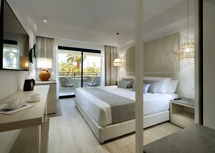 Grand Palladium Sicilia & Resort 5*